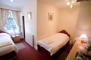 Hawthorn Hotel Radcliffe Zewnętrze zdjęcie